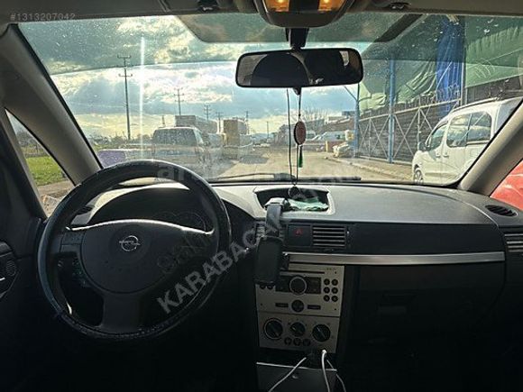 Galeriden Opel Meriva 1.6 Enjoy 2005 Model Bursa 252.000 km Gri