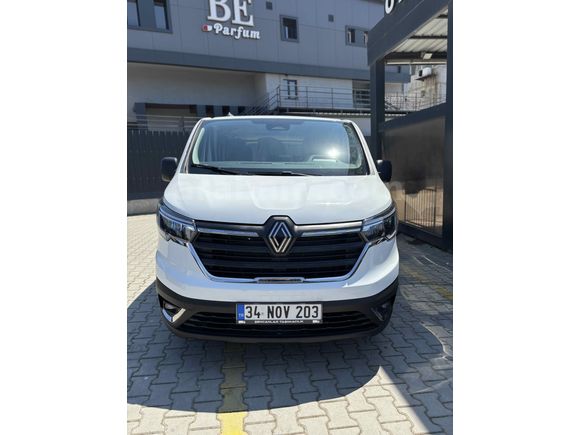 Sahibinden Renault Trafic Multix 2.0 dCi 2025 Model 