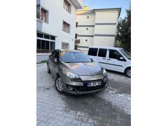 Sahibinden Renault Megane 1.5 dCi Icon 2012 Model 100.220 km Bej