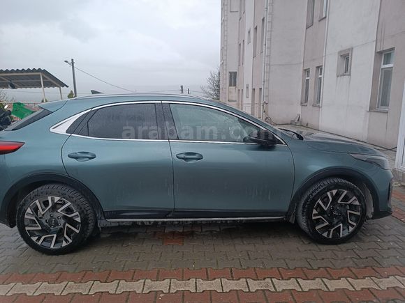Sahibinden Kia XCeed 1.5 T-GDI Elegance 2025 Model