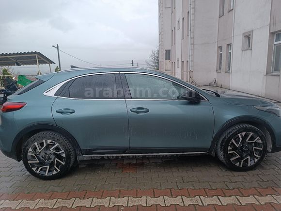 Sahibinden Kia XCeed 1.5 T-GDI Elegance 2025 Model