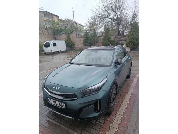 Sahibinden Kia XCeed 1.5 T-GDI Elegance 2025 Model