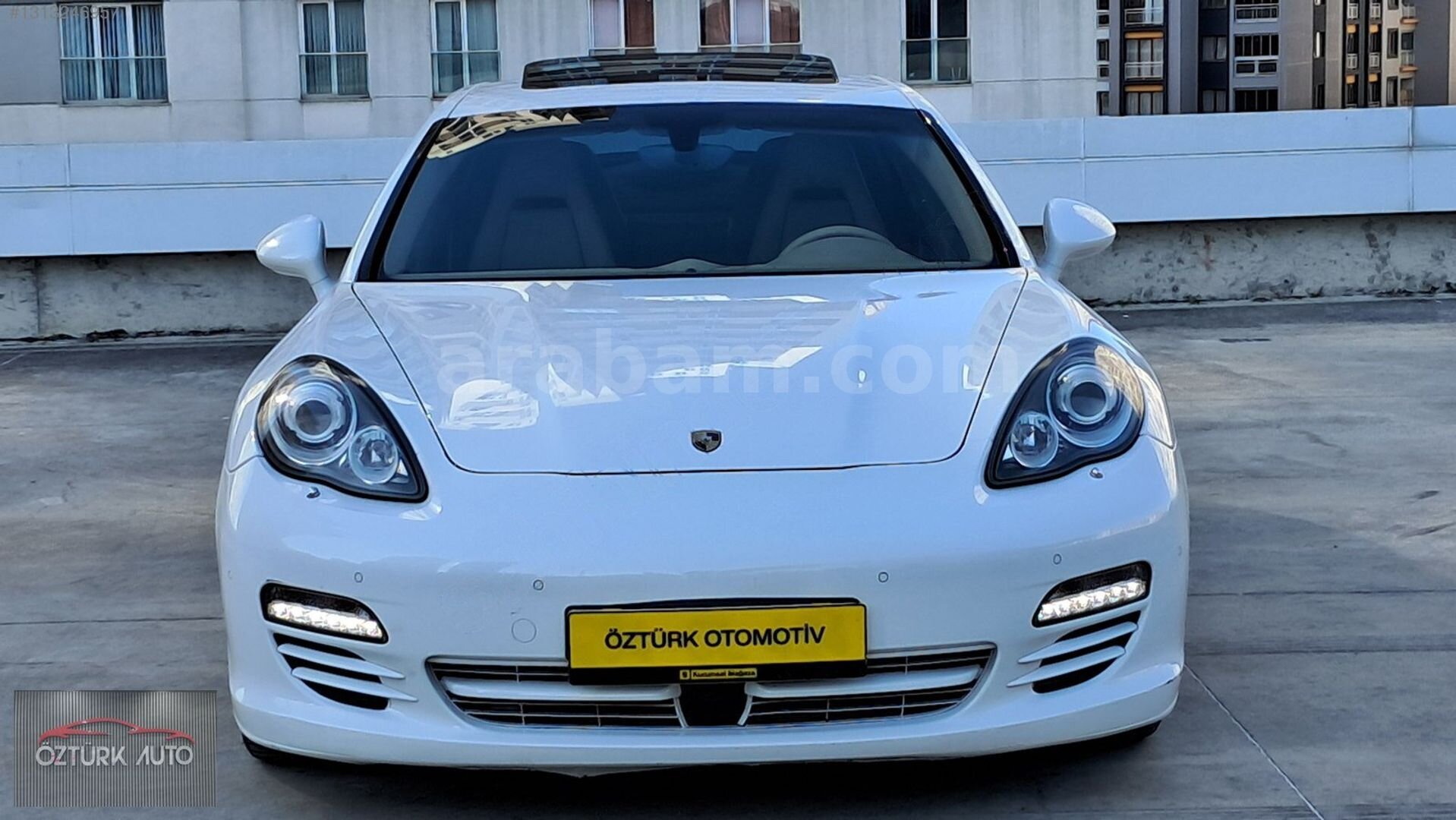 Galeriden Porsche Panamera 4 2011 Model İstanbul 136.000 km Beyaz 3