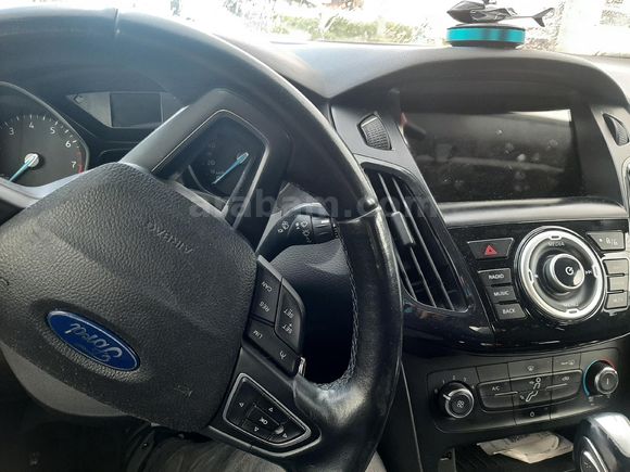 Sahibinden Ford Focus 1.6 Ti-VCT Trend X 2015 Model Balıkesir