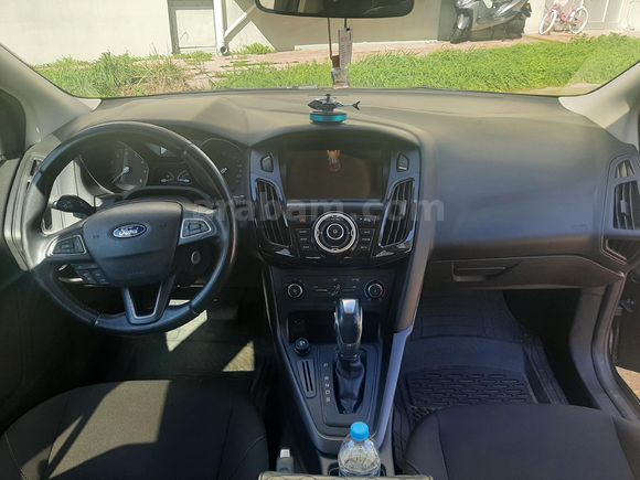 Sahibinden Ford Focus 1.6 Ti-VCT Trend X 2015 Model Balıkesir
