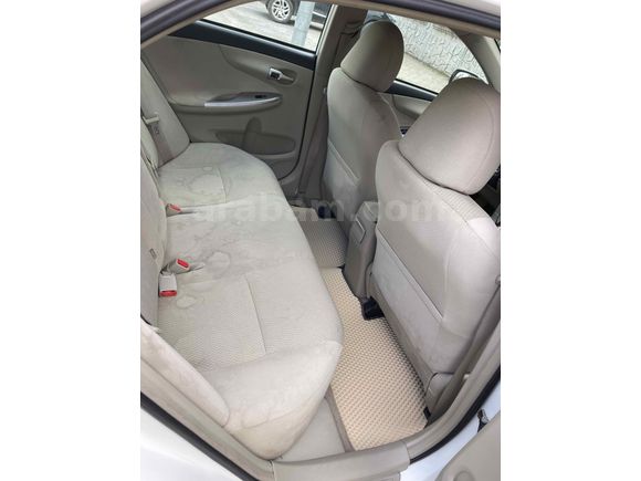 Öğretmenden 2011 corolla otomatik 