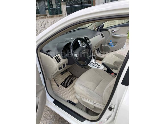 Öğretmenden 2011 corolla otomatik 