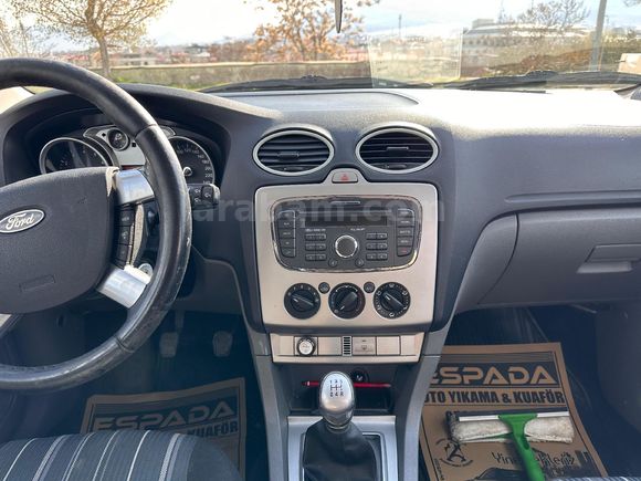 Sahibinden Ford Focus 1.6 Comfort 2011 Model