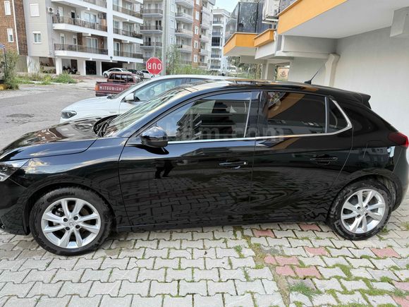 Sahibinden Opel Corsa 1.2 Elegance 2023 Model  boyasiz  degisensiz 