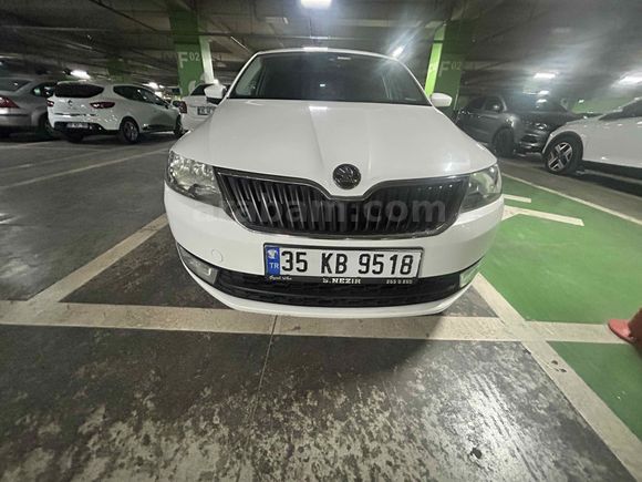 Sahibinden Skoda Rapid 1.4 TSI Elegance 2013 Model İzmir