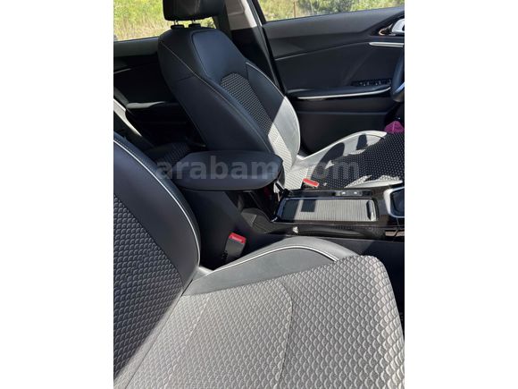 Doktordan 9600 km de   Hasarsız boyasız 