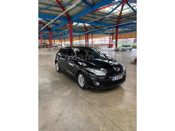 Sahibinden Renault Megane 1.5 dCi Expression 2012 Model