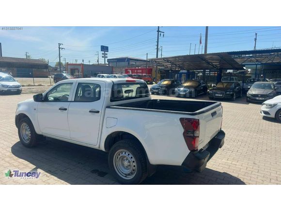 2022 MODEL D-MAX 4x2