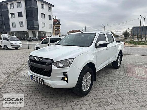 2021 Isuzu D-Max 121 bin Km Karta taksit