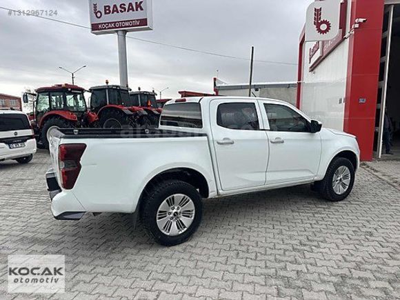 2021 Isuzu D-Max 121 bin Km Karta taksit