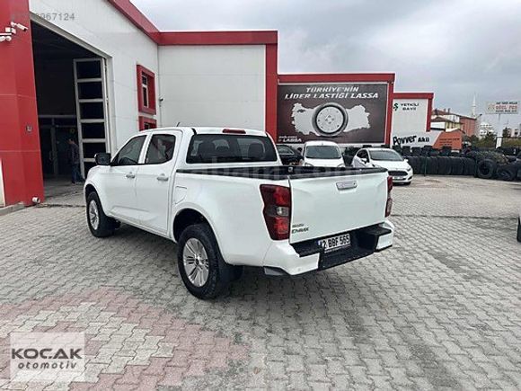 2021 Isuzu D-Max 121 bin Km Karta taksit