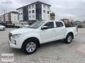 2021 Isuzu D-Max 121 bin Km Karta taksit