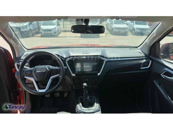 2022 MODEL 4x2 ISUZU D-MAX V-LİFE