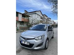 Sahibinden Hyundai i20 1.2 D-CVVT Jump 2012 Model Isparta 147.000 km Gri