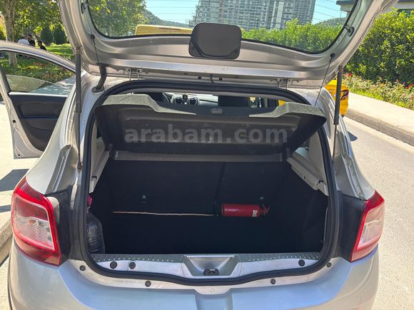 Sahibinden Dacia Sandero 1.5 dCi Stepway 2015 Model 