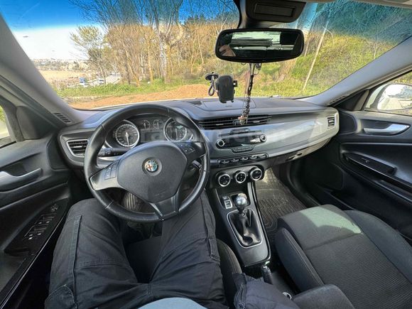 Sahibinden Alfa Romeo Giulietta 1.6 JTD Distinctive 2012 Model 