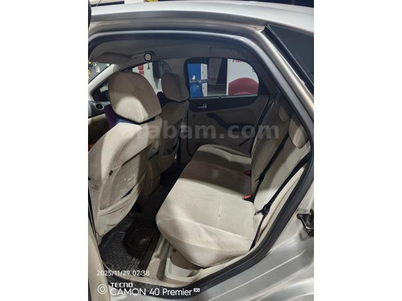 Sahibinden Ford Focus 1.6 TDCi Ghia 2006 Model