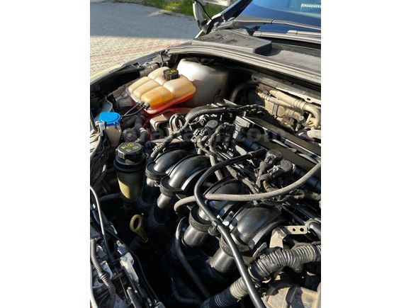 Sahibinden Bakımlı Focus 1.6 Otomatik Titanyum LPG 2012 Model 