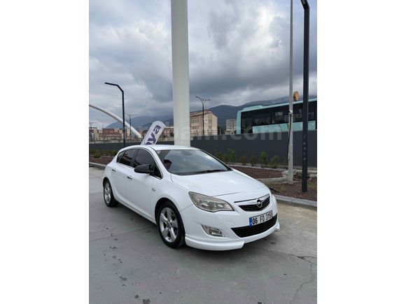 Sahibinden Opel Astra 1.3 CDTI ecoFLEX Sport 2011 Model 