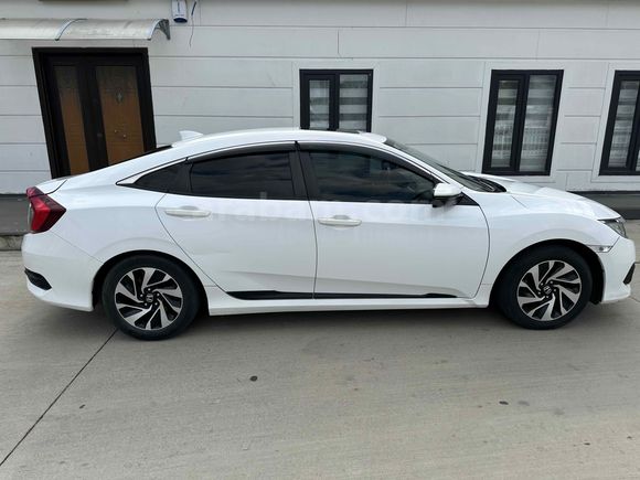 Sahibinden Honda Civic 1.6i VTEC Eco Elegance 2018 Model 