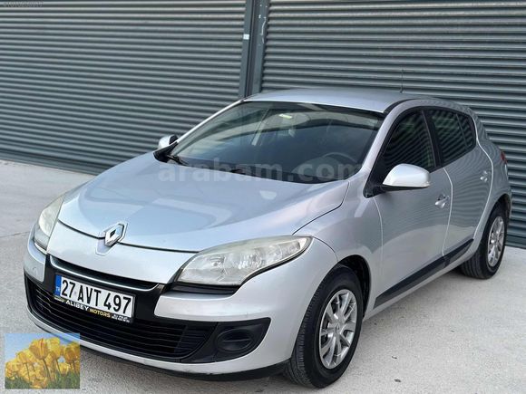 2013 MEGAN 3 BENZİN LPG OTOMATİK