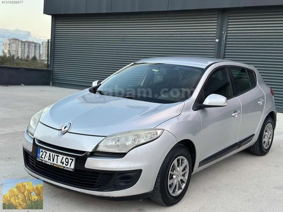 2013 MEGAN 3 BENZİN LPG OTOMATİK