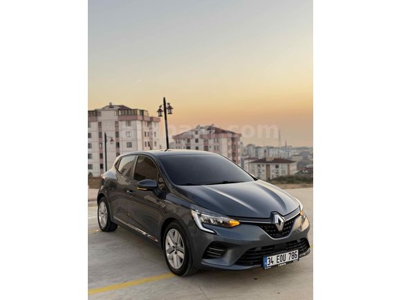 Sahibinden Renault Clio 1.0 TCe Touch 2021 Model İstanbul