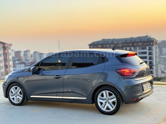 Sahibinden Renault Clio 1.0 TCe Touch 2021 Model İstanbul