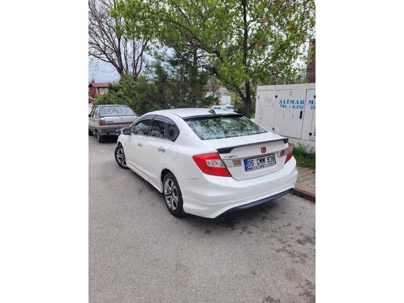 Sahibinden Honda Civic 1.6i VTEC Eco Elegance 2012 Model