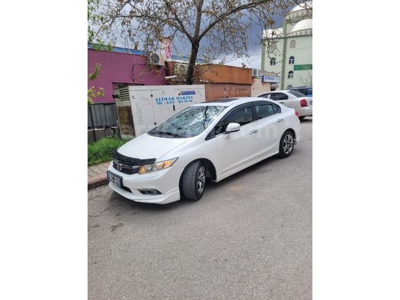 Sahibinden Honda Civic 1.6i VTEC Eco Elegance 2012 Model