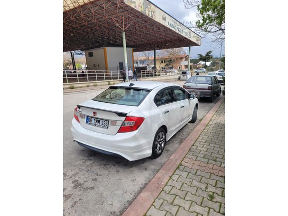 Sahibinden Honda Civic 1.6i VTEC Eco Elegance 2012 Model