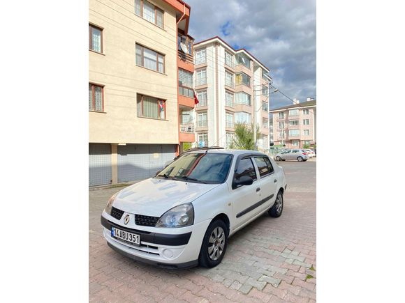 Sahibinden Renault Clio 1.4 Authentique 2002 Model 
