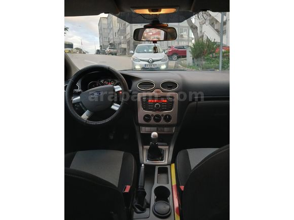 Sahibinden Ford Focus 1.6 TDCi Collection 2011 Model  215.700 km Siyah