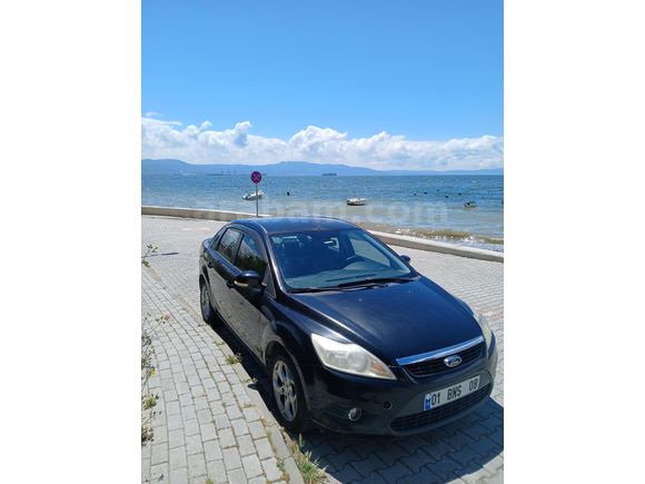 Sahibinden Ford Focus 1.6 TDCi Collection 2011 Model  215.700 km Siyah