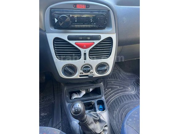Galeriden Fiat Palio 1.2 HL 2004 Model Bursa