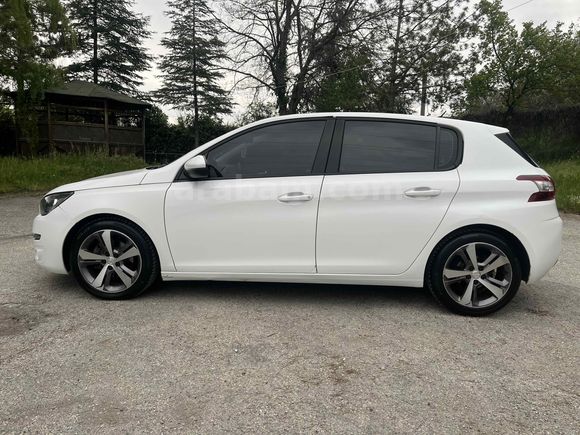 Sahibinden Peugeot 308 1.2 PureTech Active2015 Model 