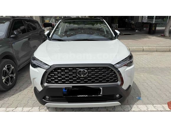 Sahibinden Toyota Corolla Cross 1.8 Hybrid Passion X-Pack 2025 Model 