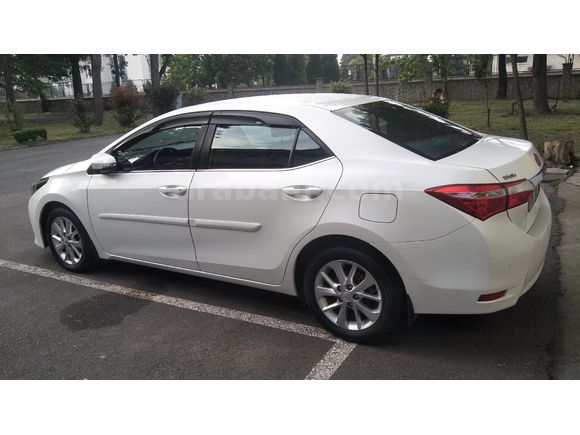Sahibinden Toyota Corolla 1.4 D-4D Advance 2013 Model  175.500 km
