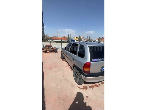 Sahibinden Opel Corsa 1.4 GLS 2000 Model BAYAN ARACI 