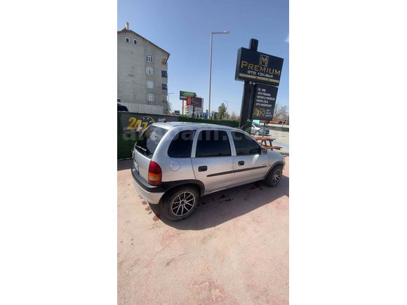 Sahibinden Opel Corsa 1.4 GLS 2000 Model BAYAN ARACI 