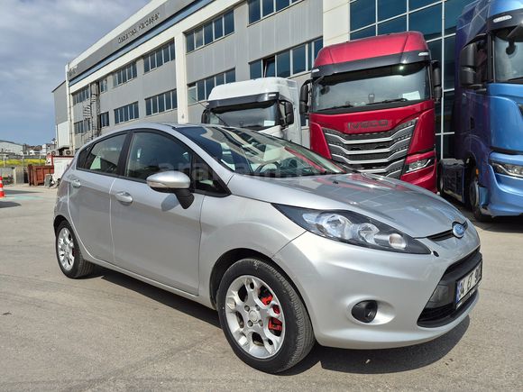 -GAZİANTEPLİ KARDEŞLER OTOMOTİV- 2012 MODEL FORD FİESTA TREND 1.4 TDCİ 