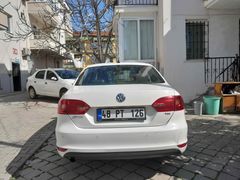 Sahibinden Volkswagen Jetta 1.6 TDi Comfortline 2013 Model 