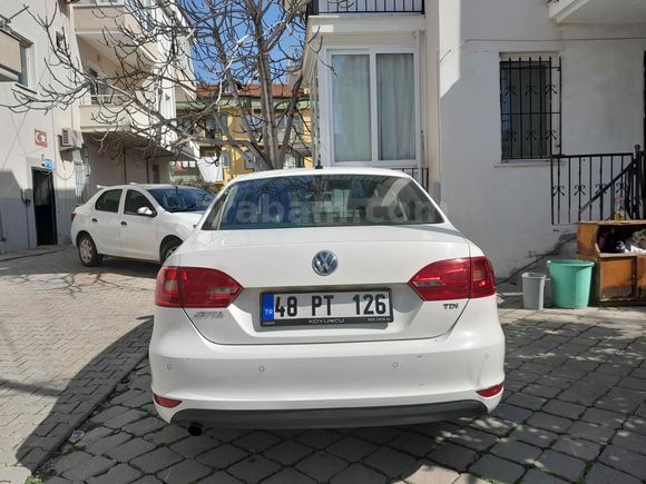 Sahibinden Volkswagen Jetta 1.6 TDi Comfortline 2013 Model 