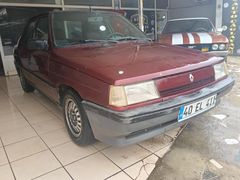 AUTO ÇAĞLAYAN 07 Renault R 9 1.4 Broadway 1995 ORTA KASA 129.000 TL