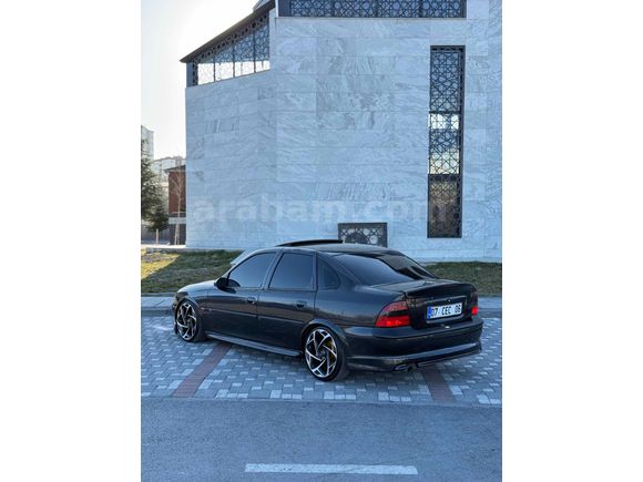  Opel Vectra 2.0 CD 1998